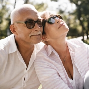 couple-with-sunglasses